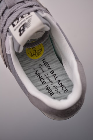 New Balance U574 view 9
