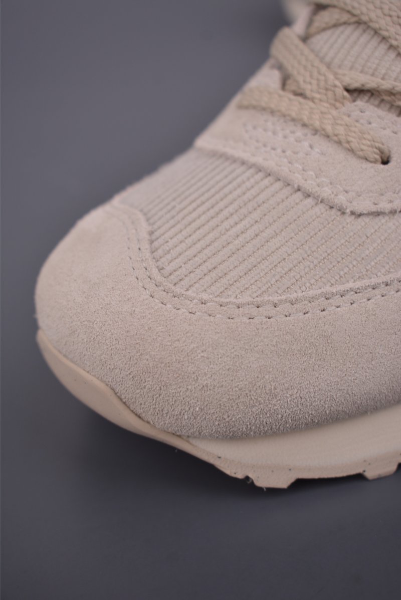New Balance U574 view