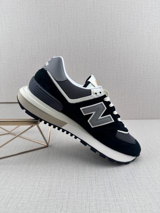 New Balance U574 view 2