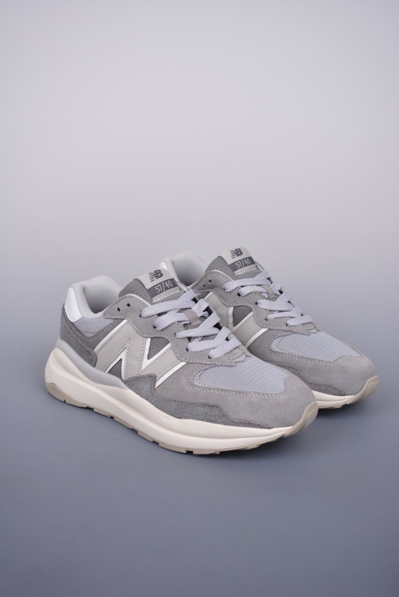 New Balance NB5740 80s N Logo