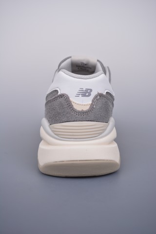 New Balance NB5740 80s N Logo view 4