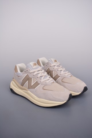 New Balance NB5740 80s N Logo view 10