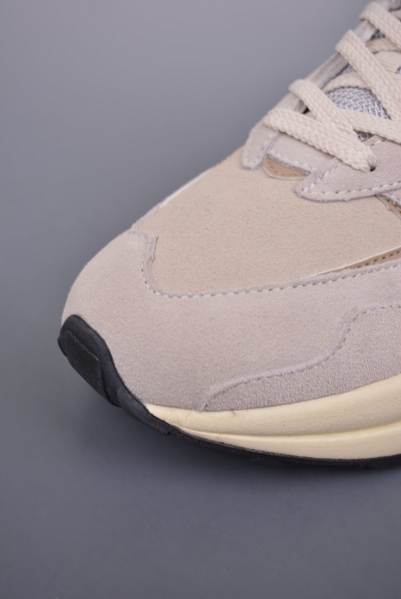 New Balance NB5740 80s N Logo view