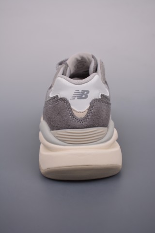 New Balance NB5740 80s N Logo view 4