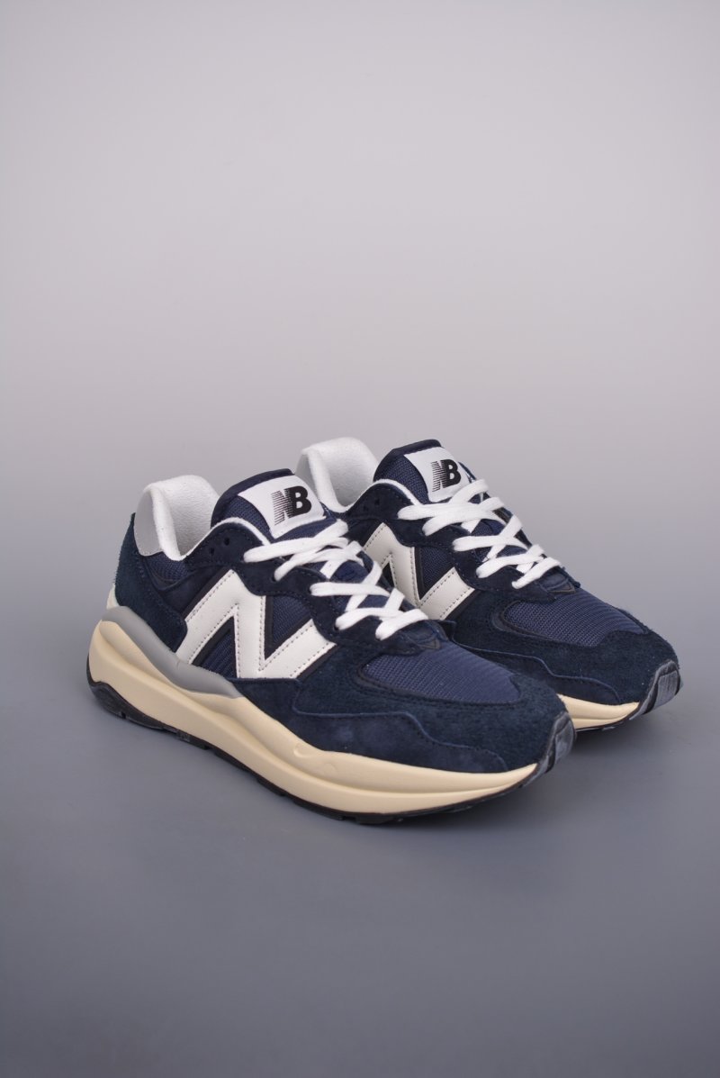 New Balance NB5740 80s N Logo view