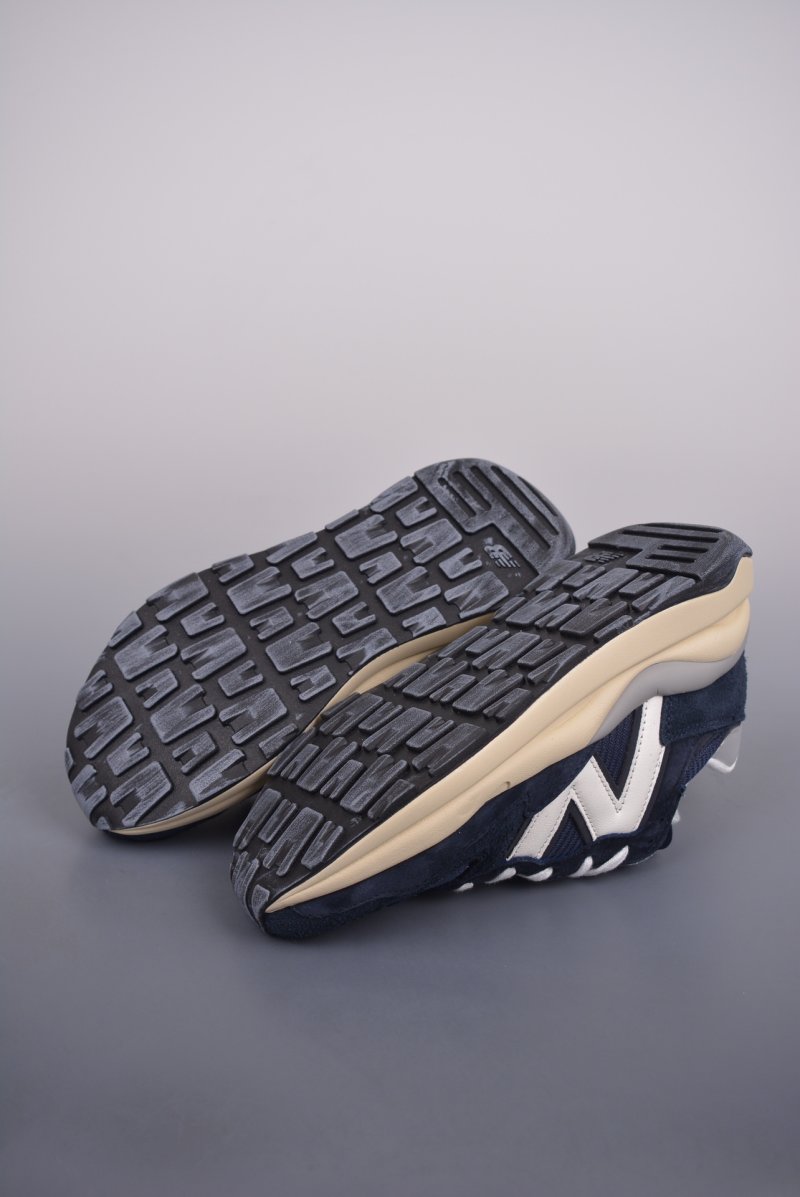 New Balance NB5740 80s N Logo view