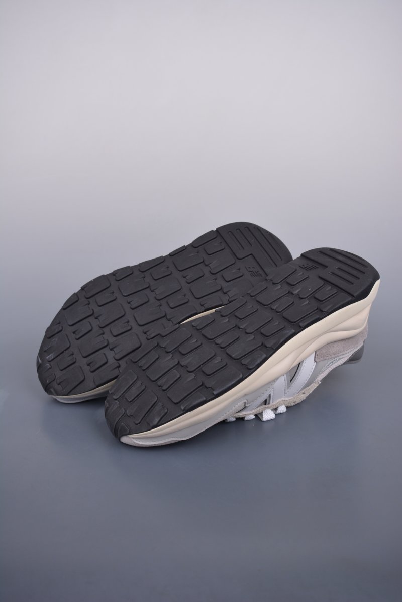 New Balance NB5740 80s N Logo view