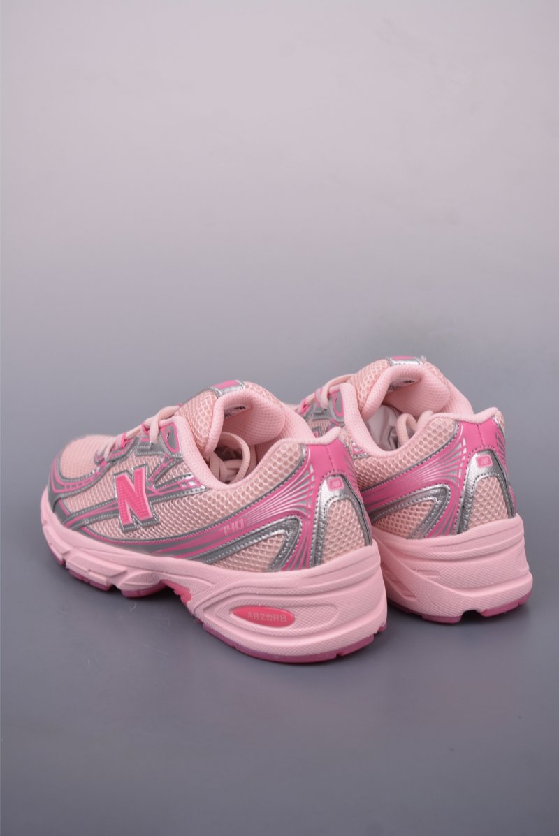 New Balance U740 view