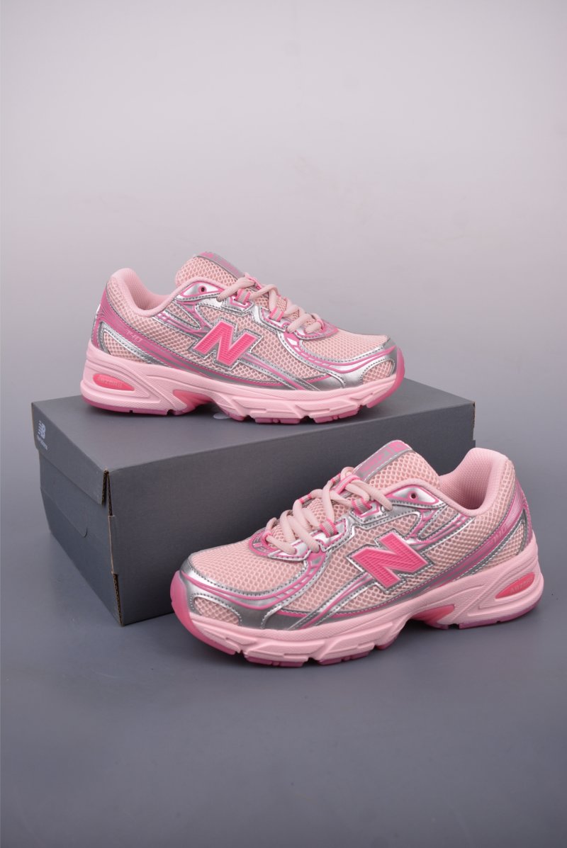New Balance U740 view