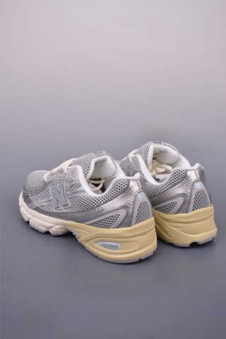 New Balance 740 view 2