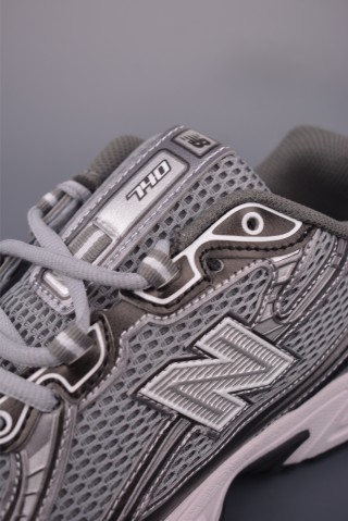 New Balance 740 view 7