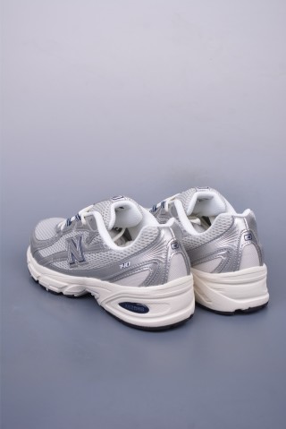 New Balance 740 view 2