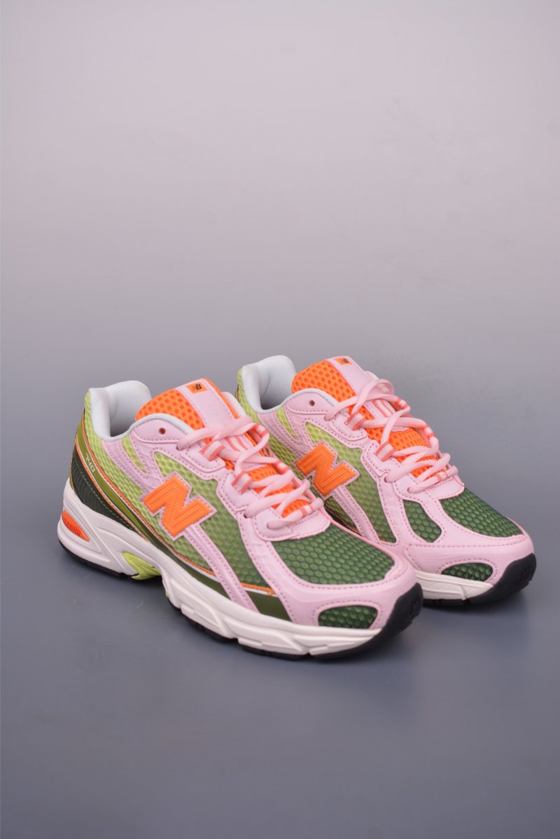 New Balance 740
