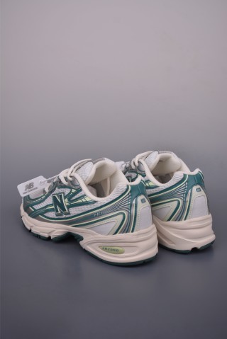 New Balance 740 view 2