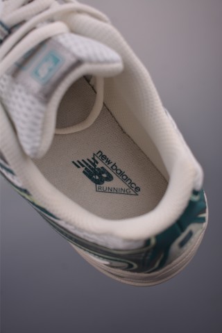 New Balance 740 view 9
