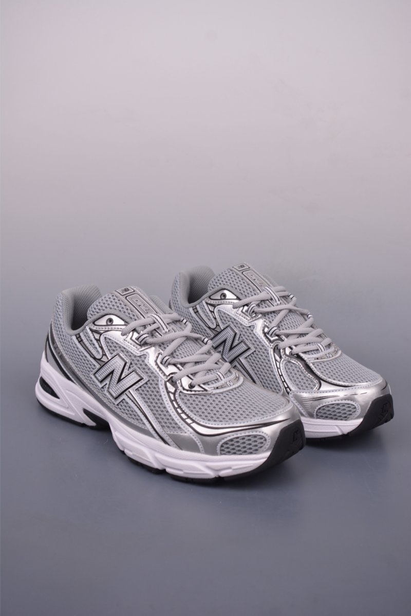 New Balance 740