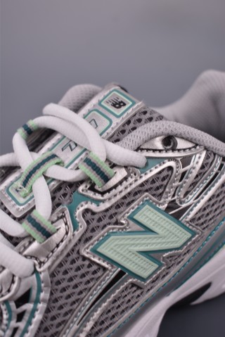 New Balance 740 view 7