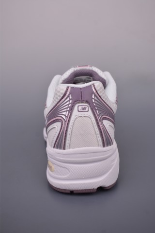 New Balance 740 view 4