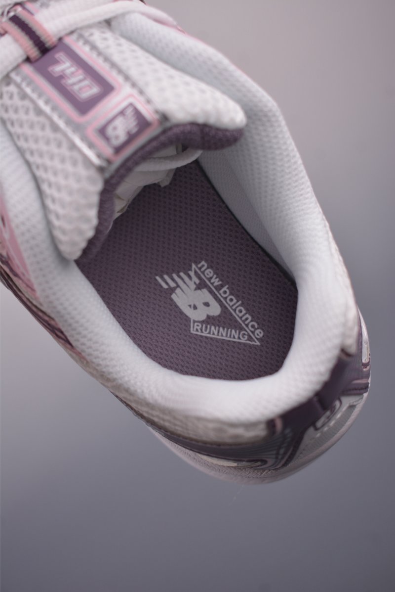 New Balance 740 view