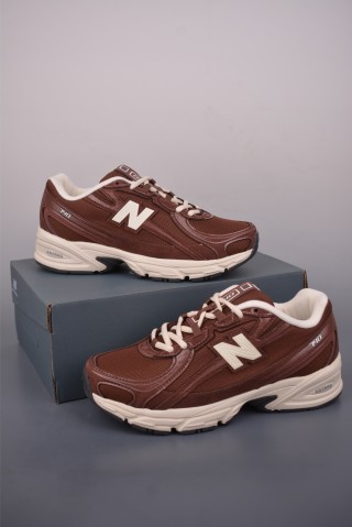 New Balance 740 view 5