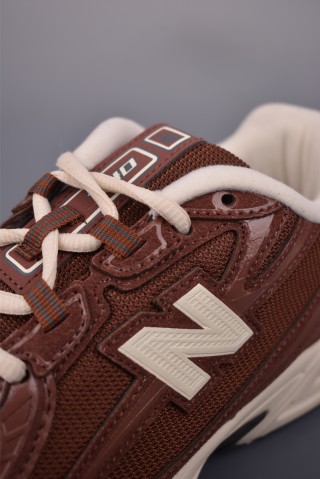 New Balance 740 view 7