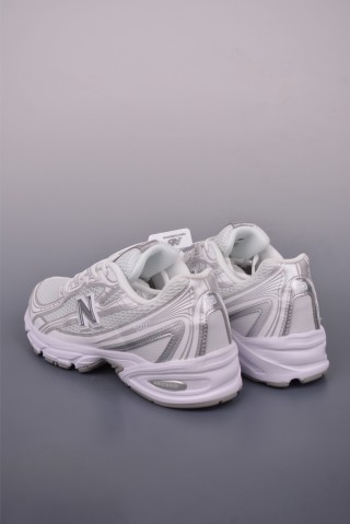 New Balance 740 view 2