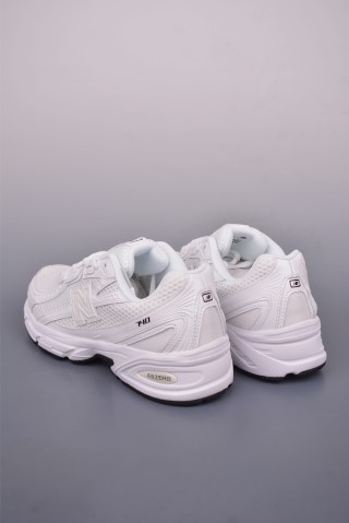 New Balance 740 view 2