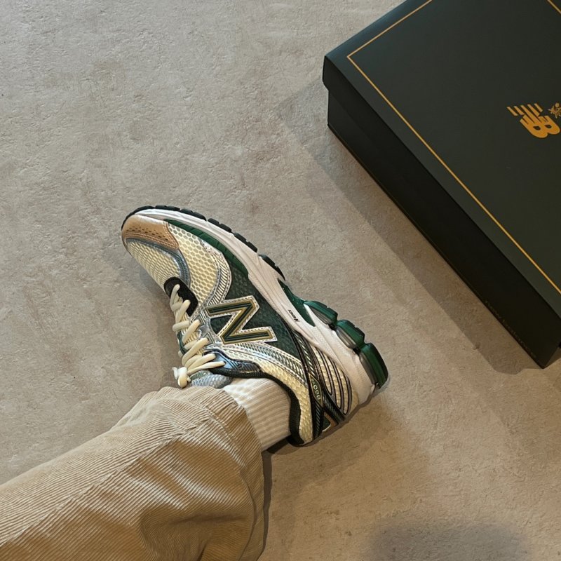 Aime Leon Dore x New Balance 860V2 view