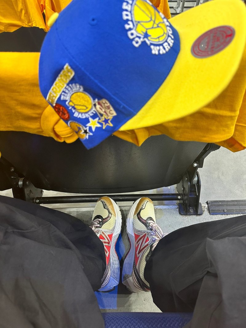Aime Leon Dore x New Balance 860V2 view