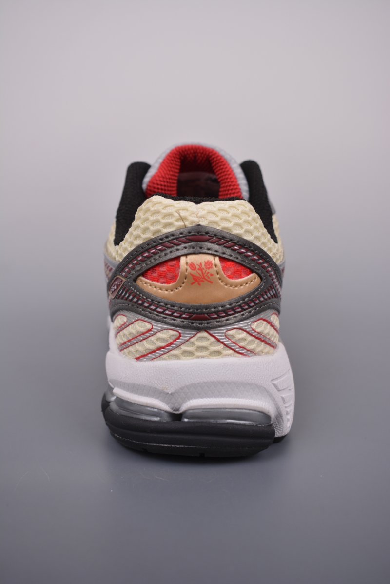 Aime Leon Dore x New Balance 860V2 'Gold / Silver' view