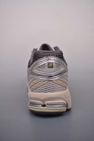 New Balance 860V2 Aime Leon Dore 'Gold / Silver' view 4