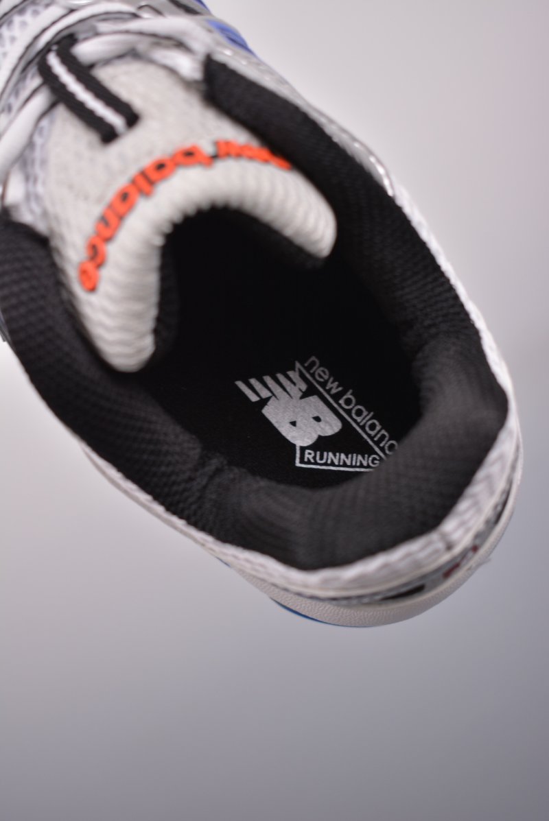 New Balance 860V2 Aime Leon Dore 'Gold / Silver' view