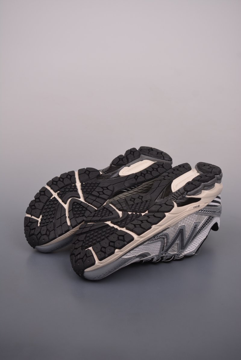 New Balance 860V2 Aime Leon Dore 'Gold / Silver' view