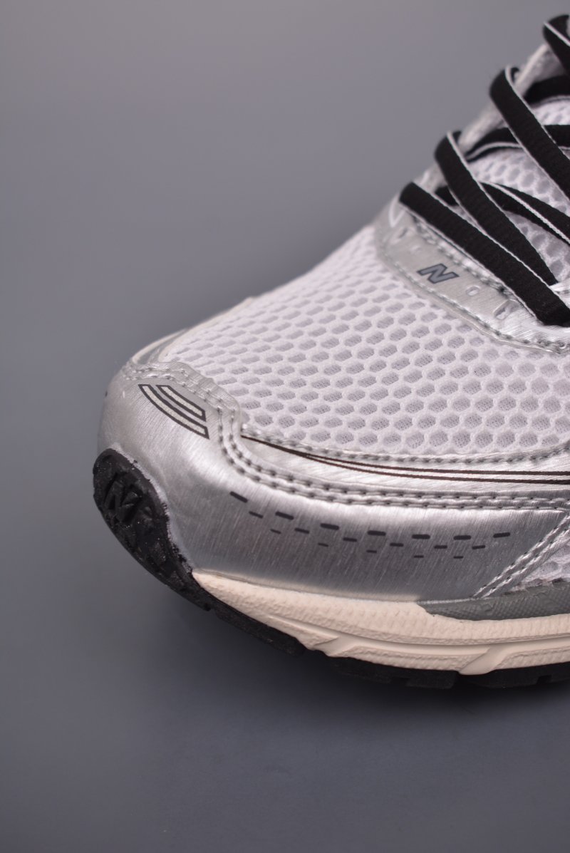 New Balance 860V2 Aime Leon Dore 'Gold / Silver' view