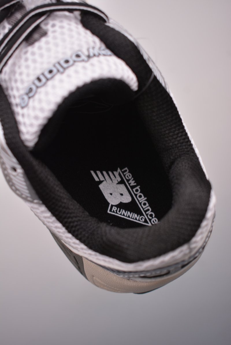 New Balance 860V2 Aime Leon Dore 'Gold / Silver' view