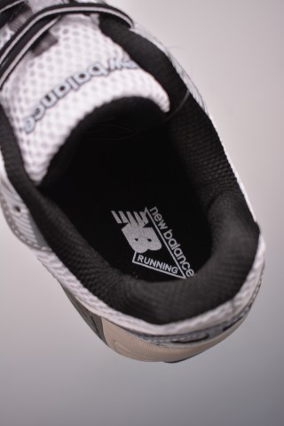 New Balance 860V2 Aime Leon Dore 'Gold / Silver' view 9