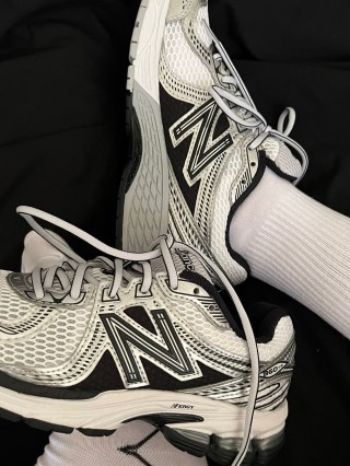 New Balance 860V2 view 6