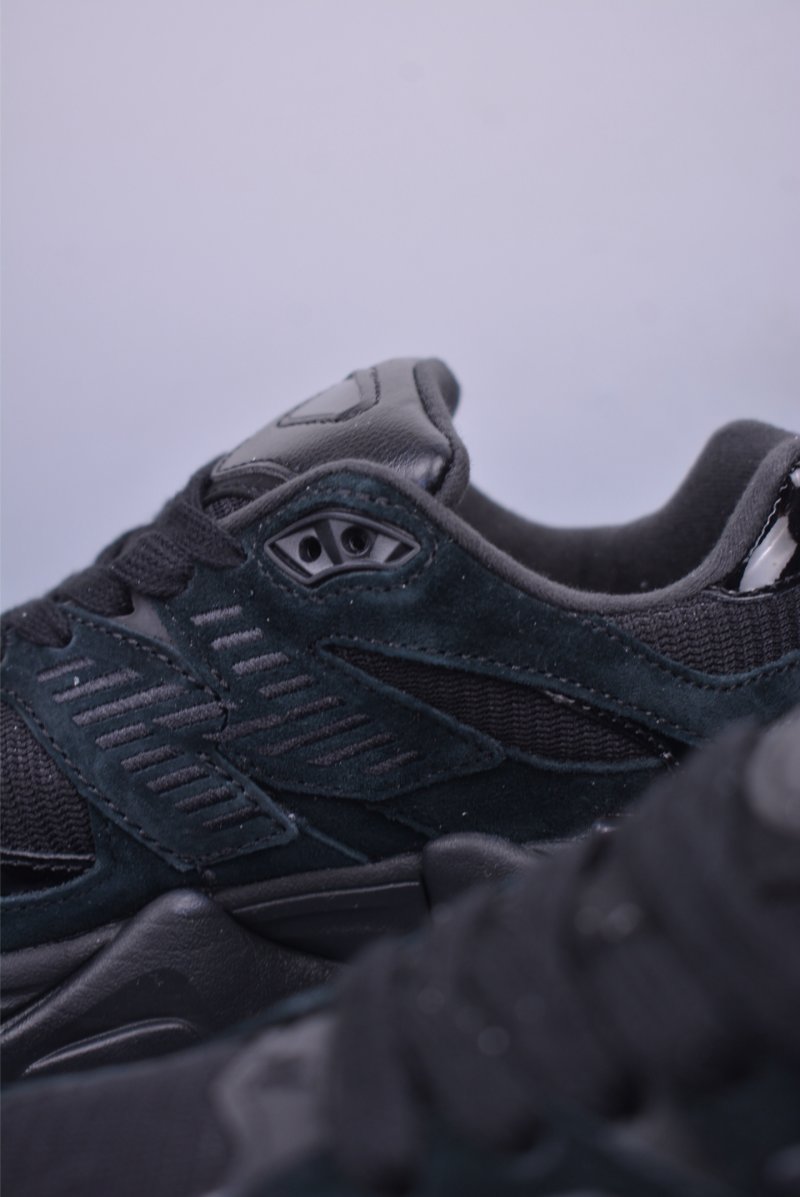 Joe Freshgoods x New Balance 9060 'Pink' view