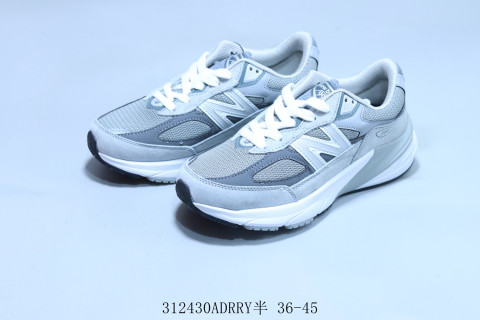 New Balance 990 V3 view 5