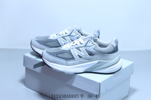 New Balance 990 V3 view 6
