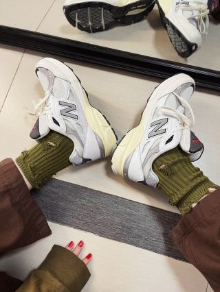 New Balance 990 view 3