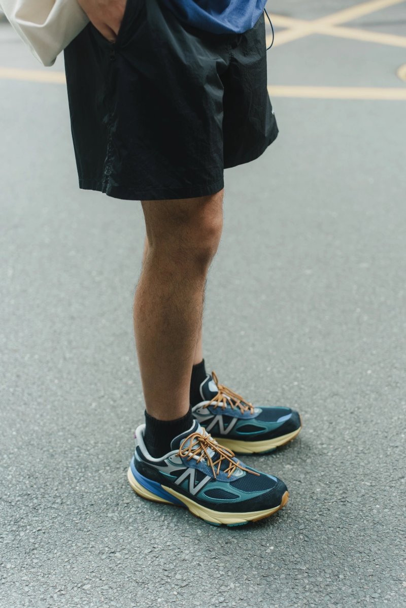 New Balance 990