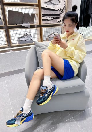 New Balance 990 view 6