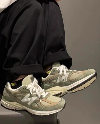 New Balance 990 view 6