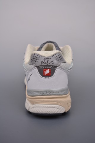 New Balance 990 view 4