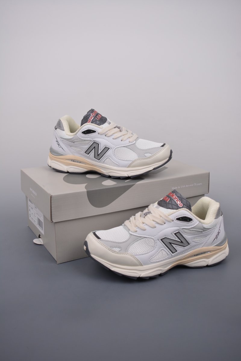 New Balance 990 view