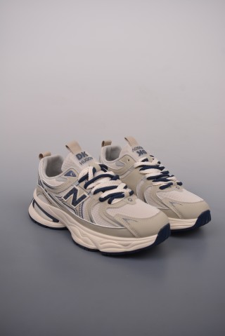 New Balance 990