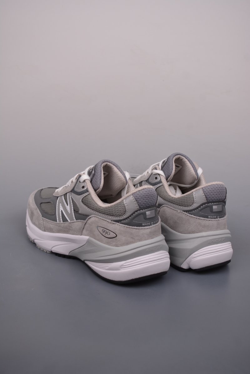 New Balance 990 view