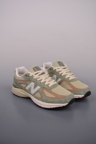 New Balance 990