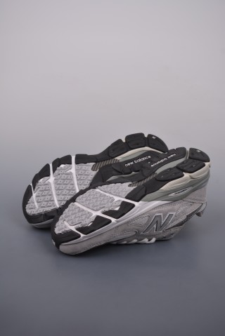 New Balance 990 view 3